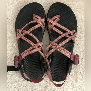 Chaco Women’s Size 9 Pink Purple ZX2 Tidal Wave Trail Camping Athletic Sandals